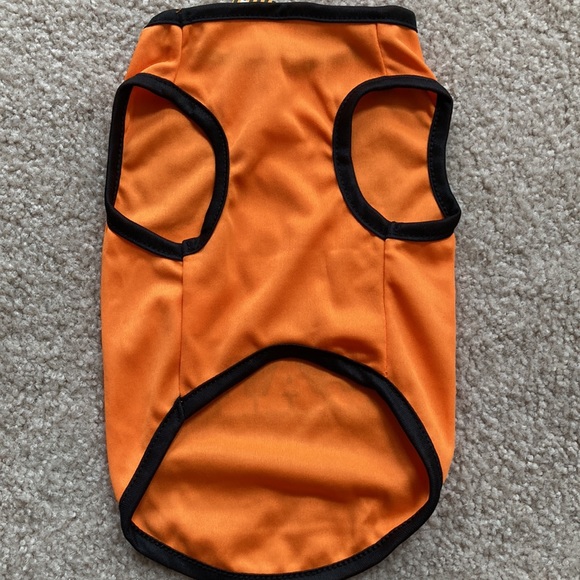 🎃 Halloween cute shirt size Med NWT - Picture 3 of 3